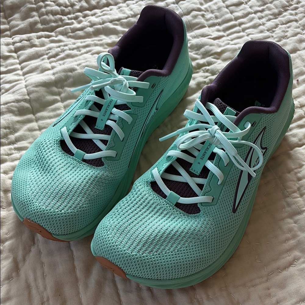 Altra escalante 4